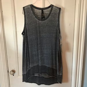 Melissa Mcarthy tunic